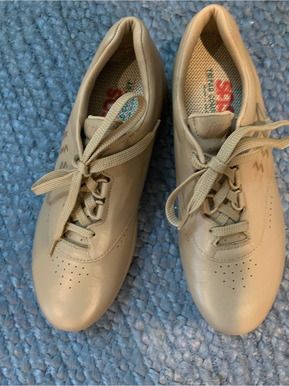 SAS Women's Tan Lace-Up Leather Comfort Shoes